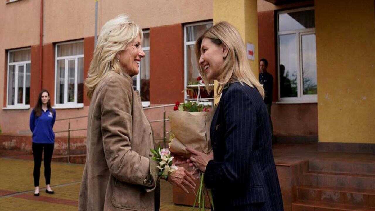 ABD’nin ‘First Lady’si Ukrayna’da: Zelenskiy’in eşiyle görüştü