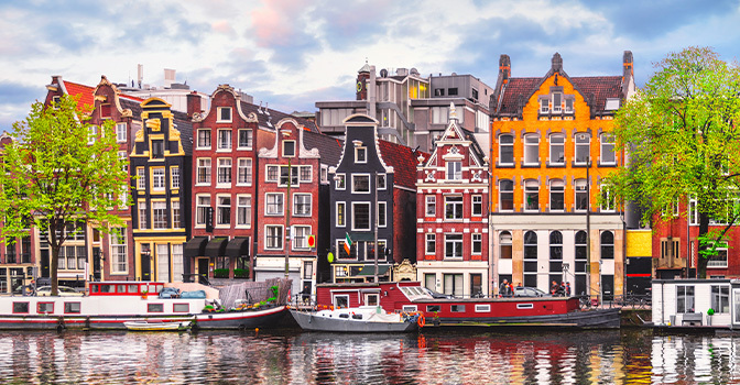 Amsterdam için yeni yapı planı